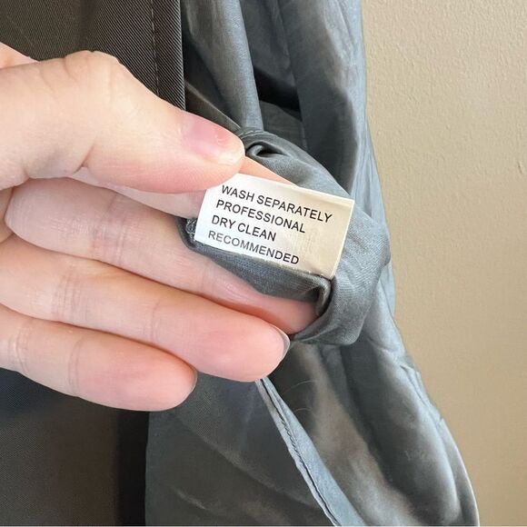 ✨ Two Twin Style Gray Sheer Long Sleeve Top Large - Picture 7 of 14